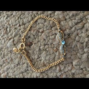 Juicy Couture Infinity Bow Bracelet